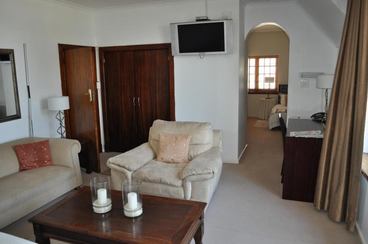 Cotswold House Le Cap